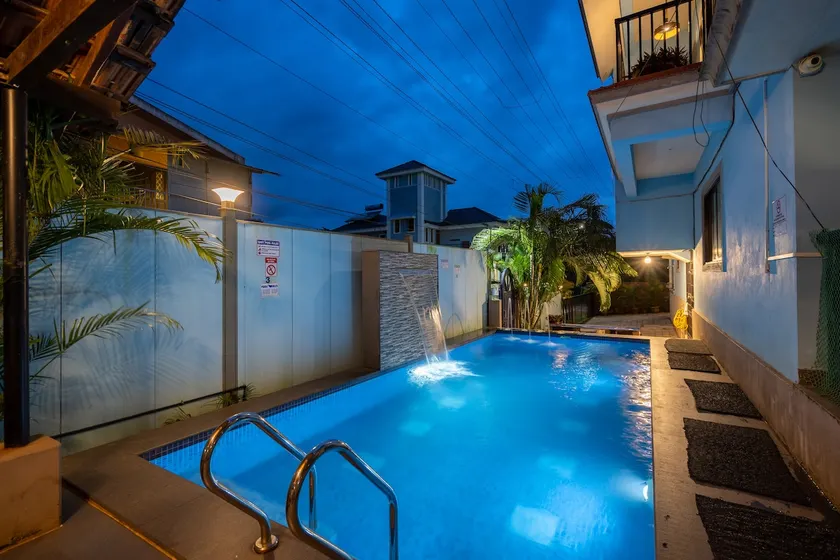 2 bhk apartment with breakfast & a private pool - Image 1