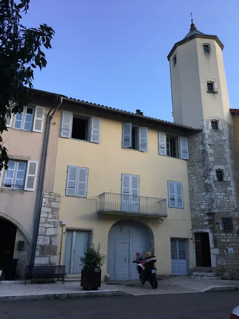 The Tower, Character Apartment, 85 m2 - Image 1