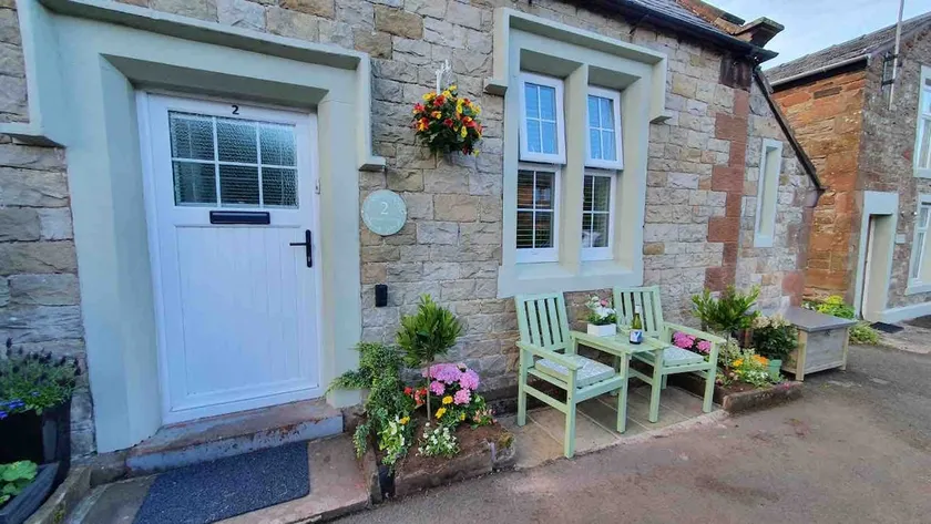 2 Graham Cottage, Talkin, Brampton, North Pennines - Image 1