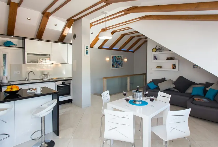 Mali Skoj Apartment - Image 1