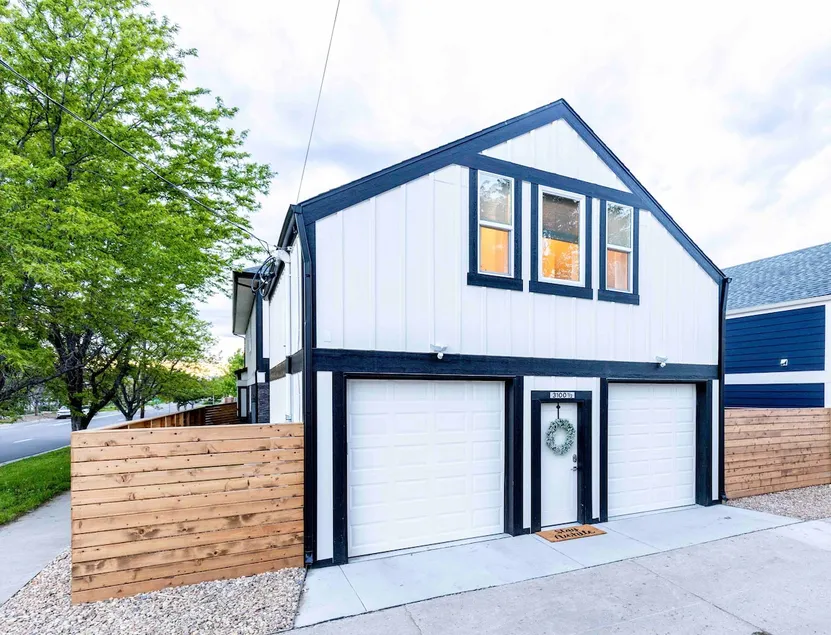 Vacation on Vine (Garage Space Included!) - Image 1