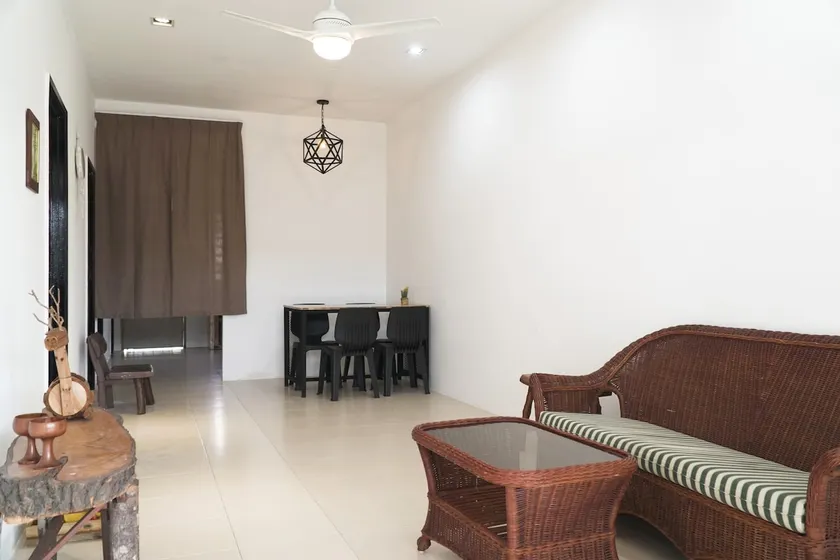 Cozy, Modern, Air Cond Gambang Water Park Homestay - Image 1
