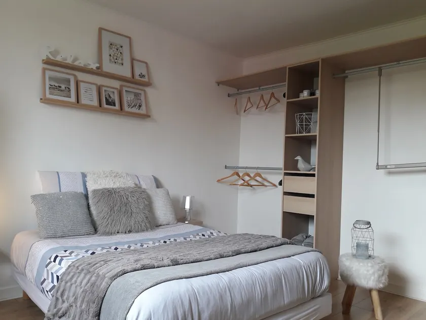 70 m² cottage – garden & parking – 5 people - Image 1
