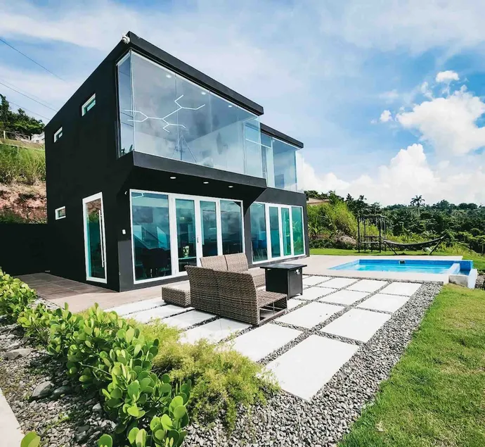 Little Black house @ Cayey PR - Image 1