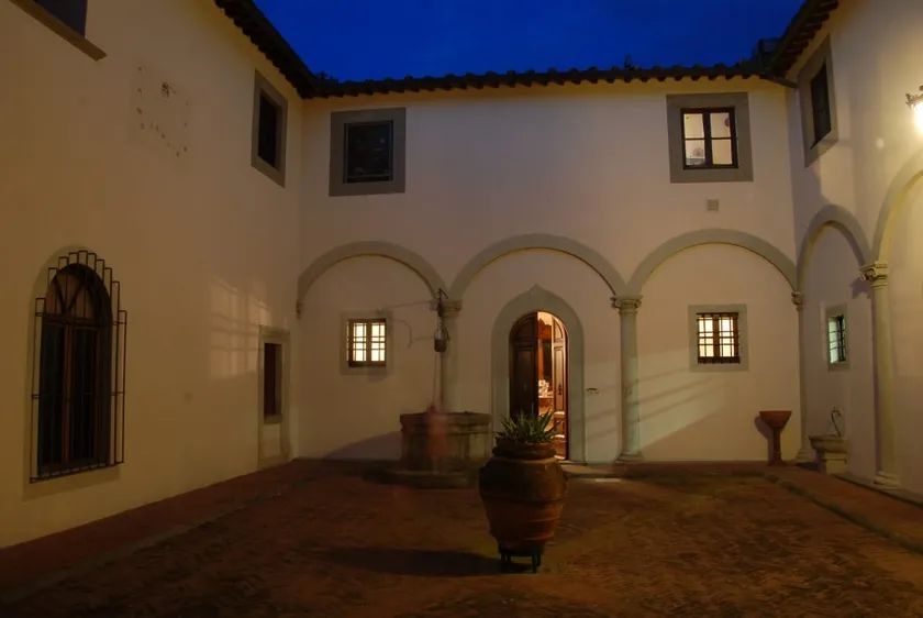 Historical Villa house with private swimming pool - Image 1
