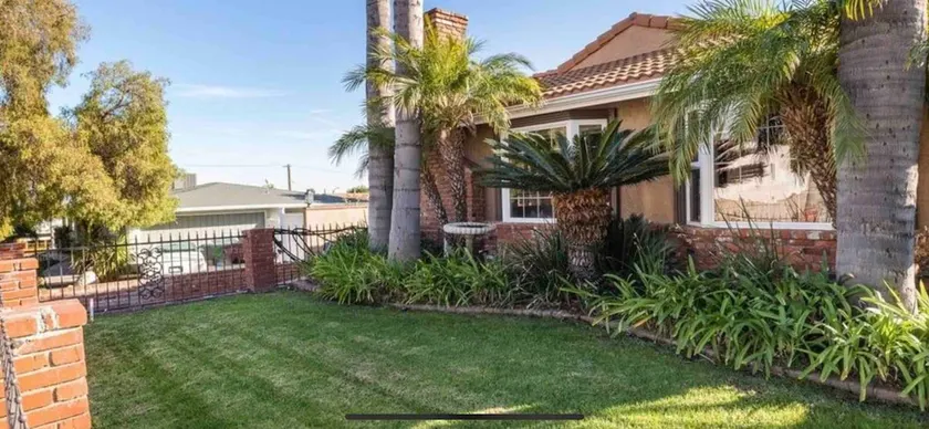 Cozy Residential San Pedro Home with Beach Vibes - Image 1