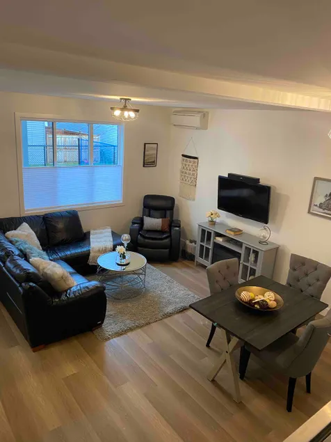 Adorable 1 Bedroom Suite- a skip to Galloping Goose - Image 1