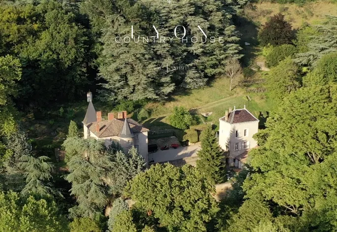 Lyon Country House - Suites & Tour de Garde - Image 1