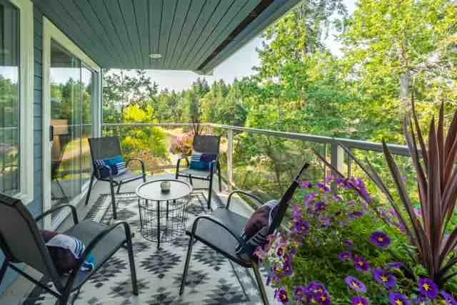 Savour your Summer Vacation Nanoose Bay - Image 1