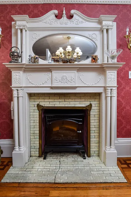 The Parlor Suite (Suite 100) - Image 1