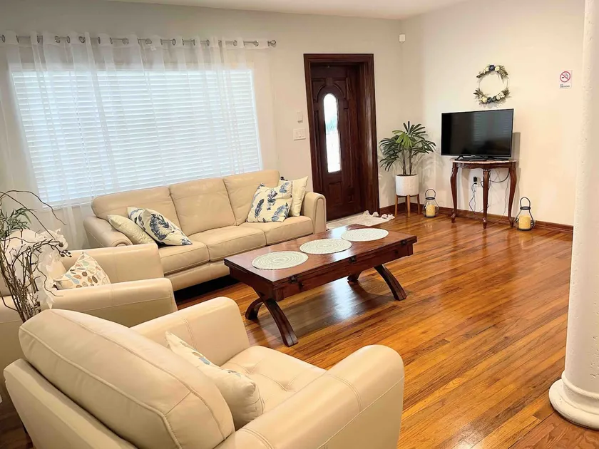 Private duplex in the center of Miami. - Image 1