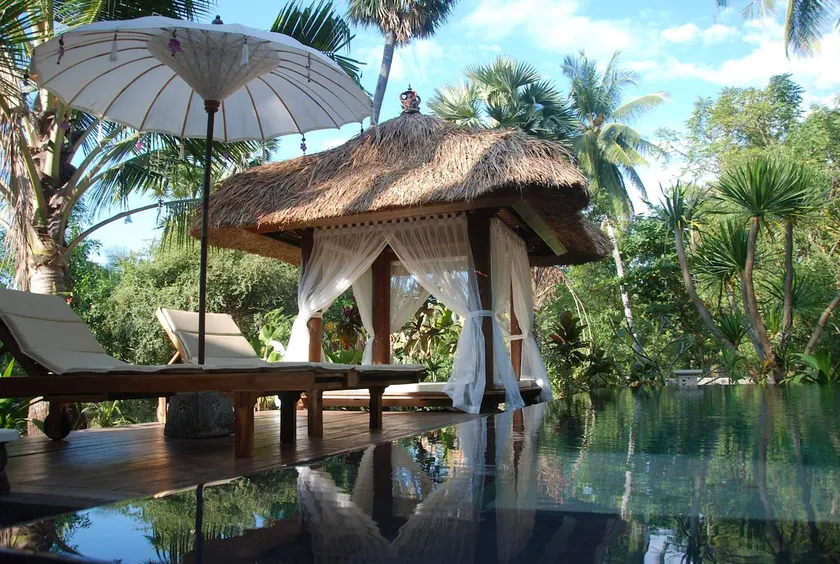 Paradise Found! 1BR Beachfront Private Villa - Image 1