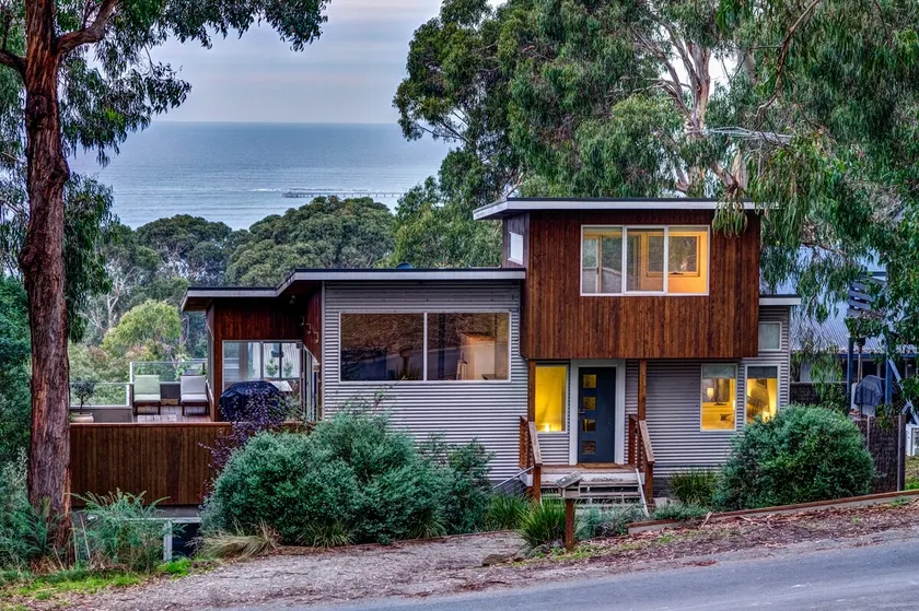 Golfview Lorne - Image 1