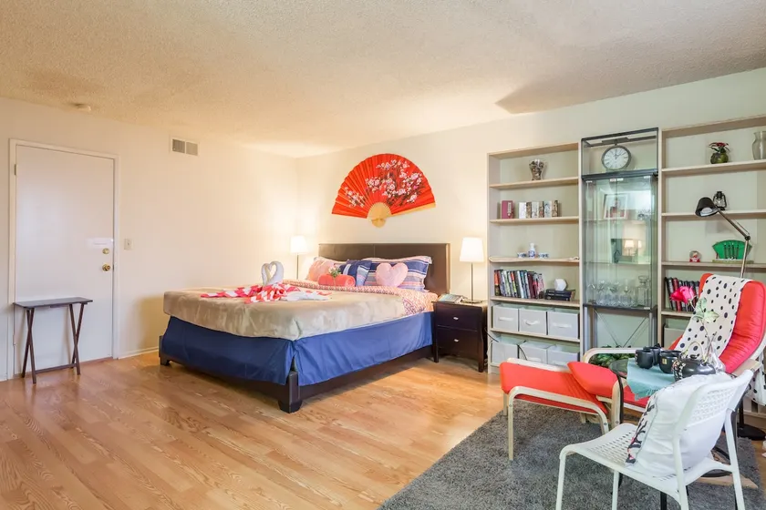 Pet friendly/close golf course/close beach/# 1A - Image 1