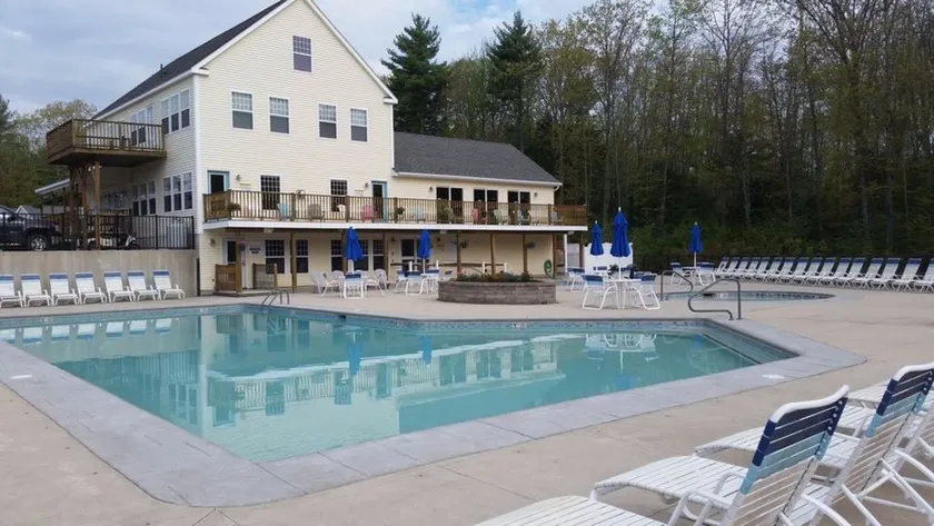 Beach Dreams Coastal Escape, Pool, Hot Tub & Gym - Image 1