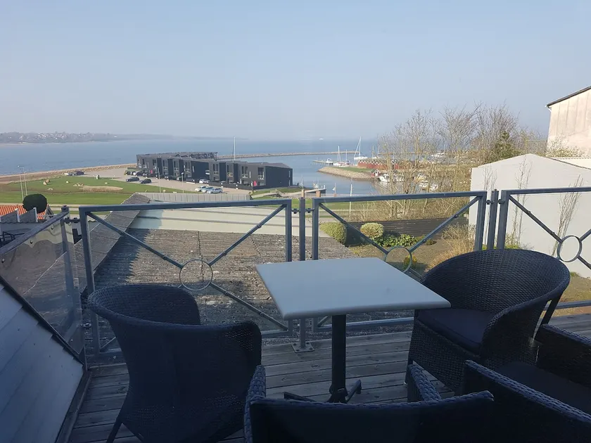 House with Struers' lovely view of Limfjorden. - Image 1