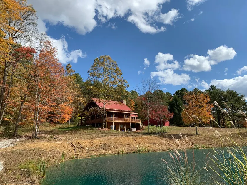 Hawking Pond Cabin - Located in Hocking Hills, Ohio. - Image 1