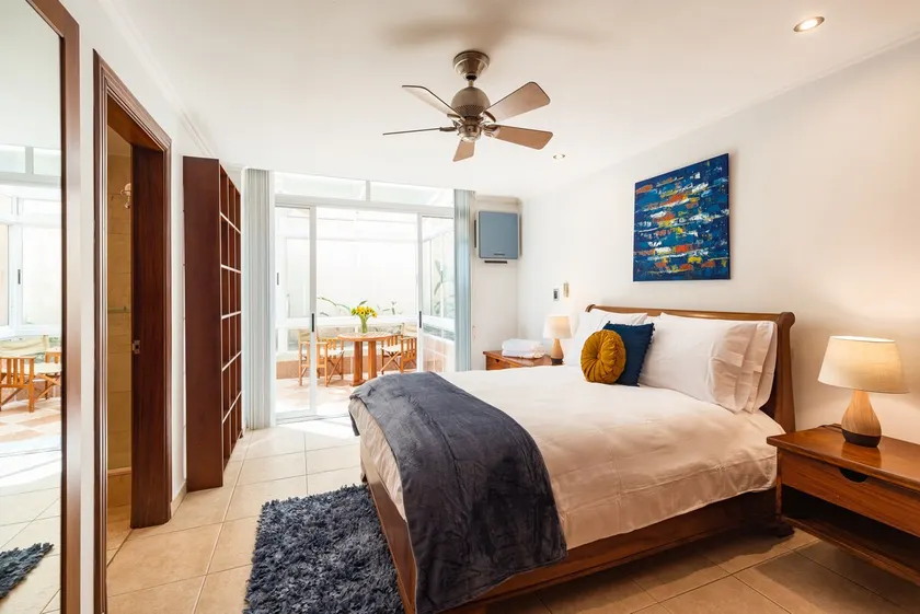 Cozy and Spacious in Prime Escazu+Views+Pool+AC - Image 1