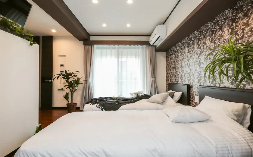 [#403] 9-minute walk to Kinshi Station, 5-minute walk to Tozabezono Station, and a comfortable stay with a spacious bath - Image 1