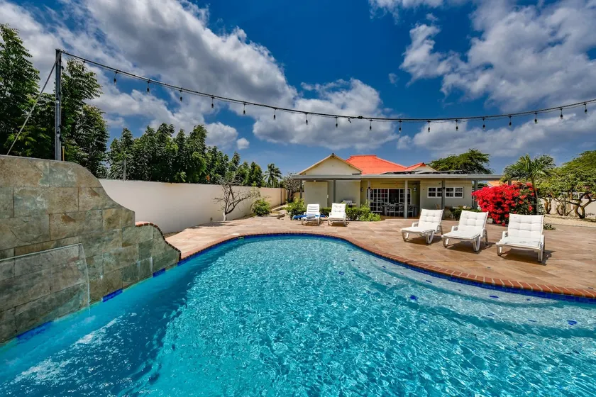 Second home in the Caribbean - Image 1