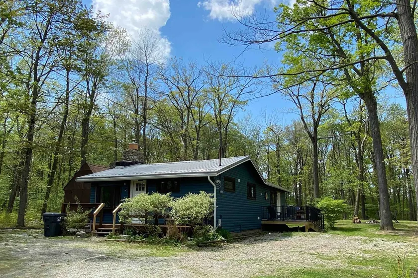 Cozy and private mountain retreat at the top of Laurel Mountain - Image 1