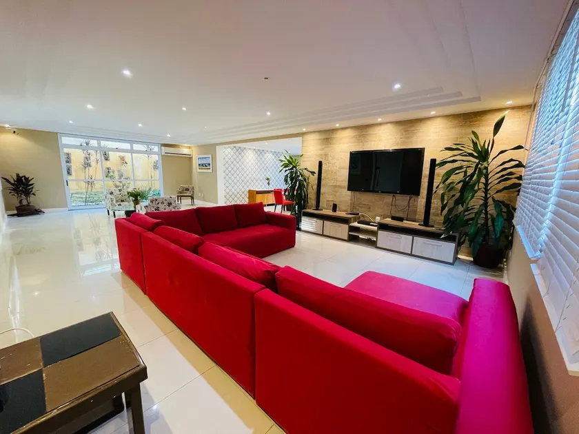Mansion in Condominium in front of the Beach (Maramar) - Image 1