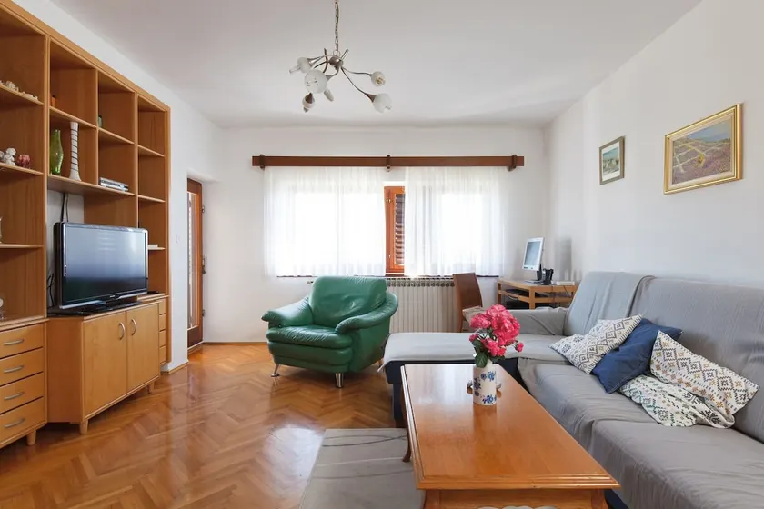 Promona apartment Drniš three rooms - Image 1