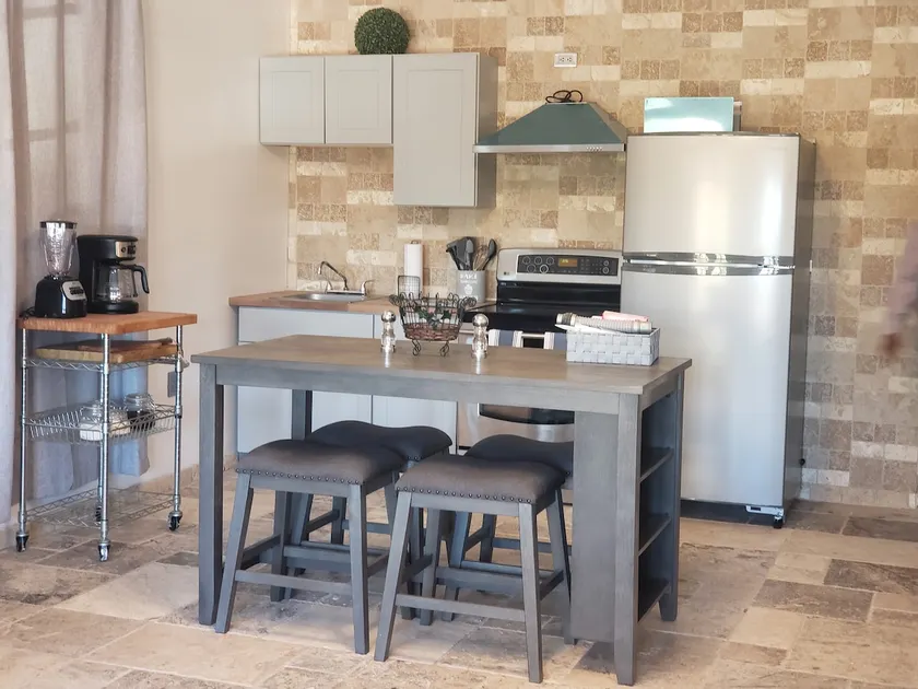 Yari's Loft, Rocky Point - Image 1