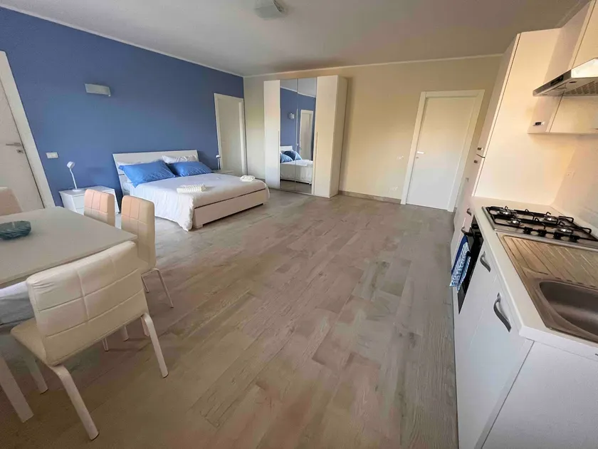 Casa Cost - Image 1