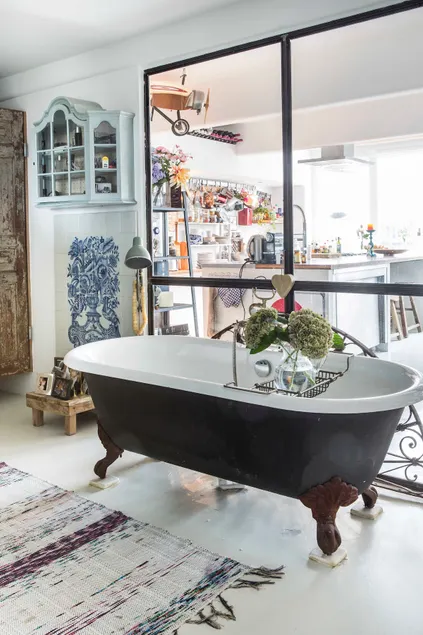 Amazing Canal Loft - Image 1
