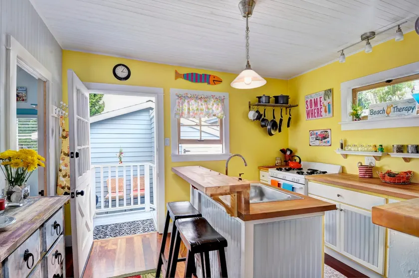 Burnham Beach Cottage # 3 Block zum Strand! - Image 1