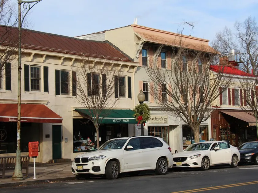 Nassau Condo in the Heart of Princeton w/Parking - Image 1