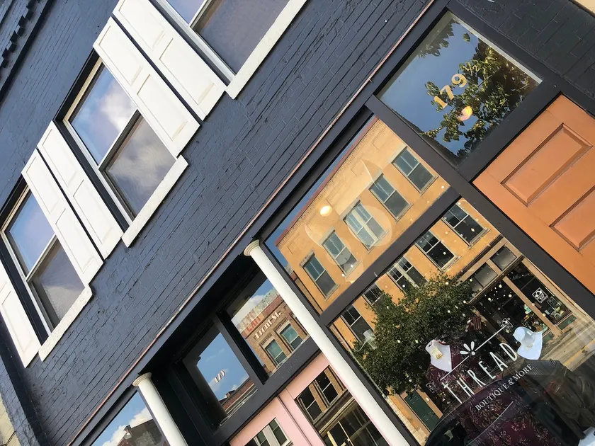 Front Street Loft Apartment - Image 1