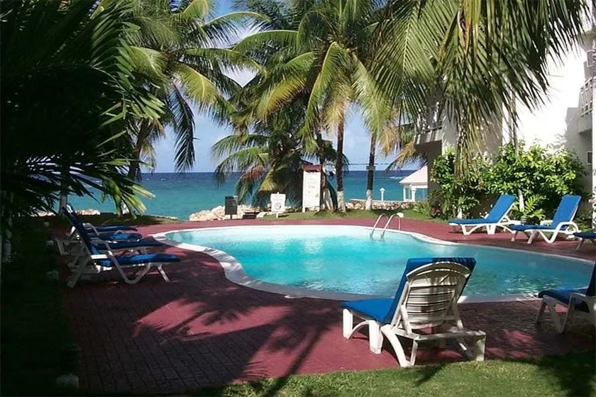 Tams Premium Oceanfront Property - Image 1