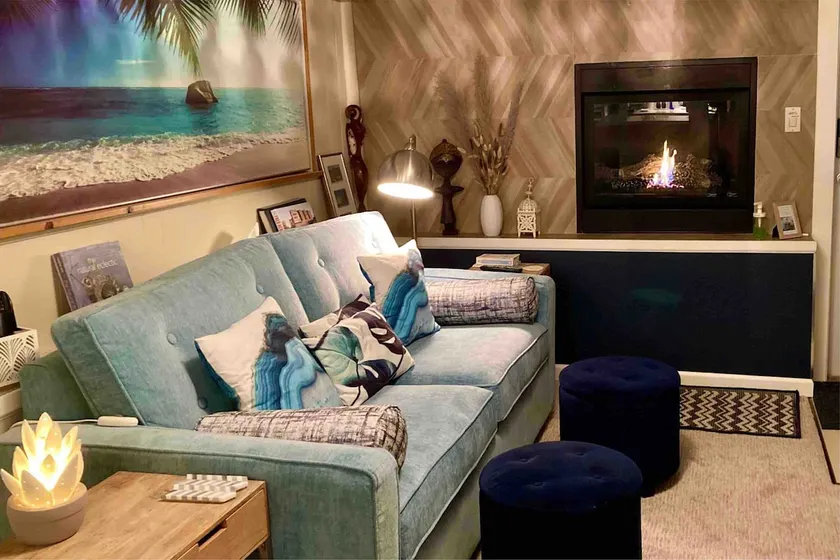 Chloe’s Garden Suite- Steam Room & Fireplace - Image 1