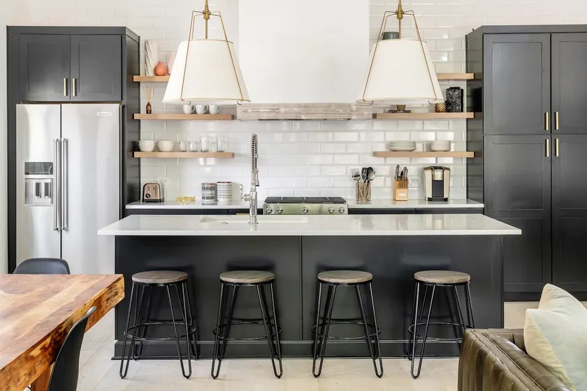 One Of A Kind Luxe Logan Square Home 8BR/5.5BA/PK! - Image 1