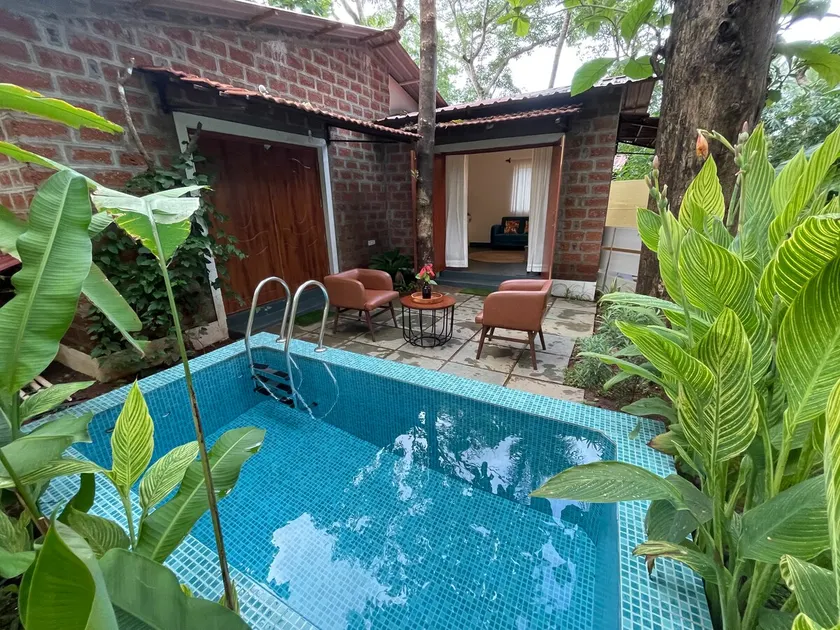 Beautiful 2BR Villa with Private Plunge Pool - Image 1