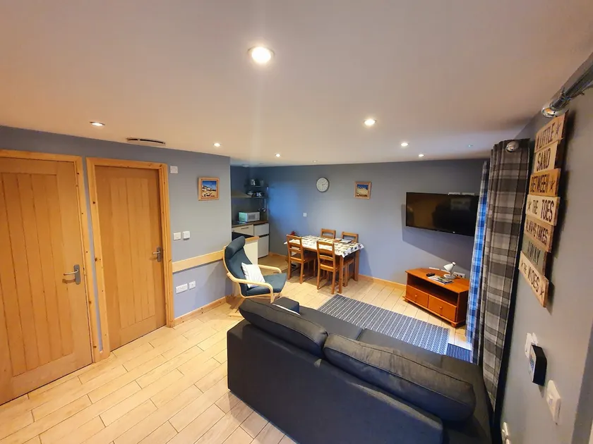 41 Tudor Court - sleep 4 - near St Ives - Image 1