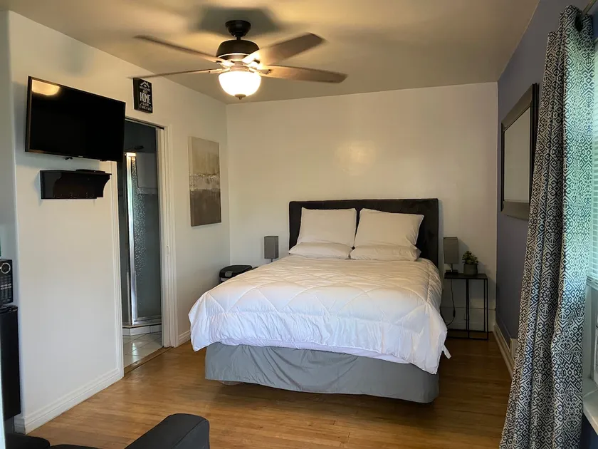 Near SoFi & LAX Cozy Private Inglewood Suite - Image 1