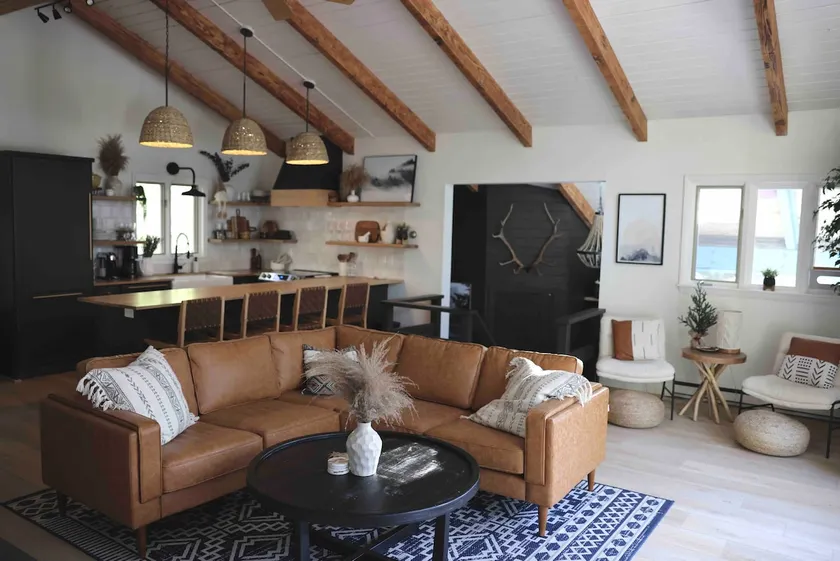 White Mountain Getaway - Image 1