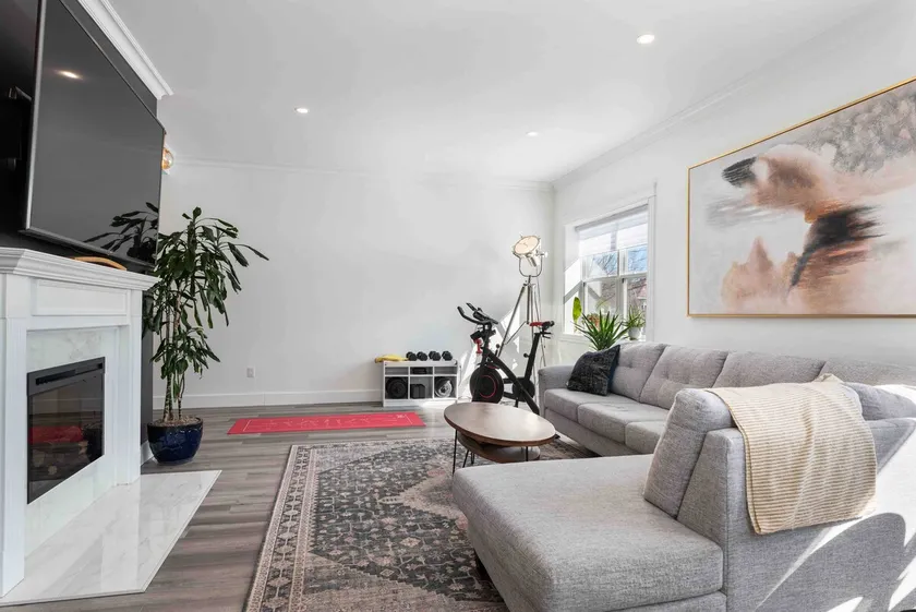 Entire 3 Bdrm home close to hospitals & downtown - Image 1
