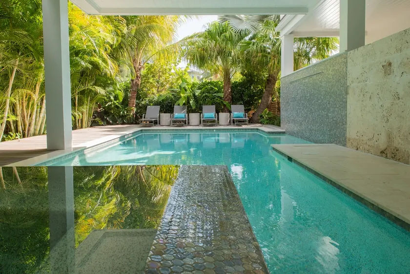 White Pearl-Premier Anna Maria Home with Amazing Sunset Views and Great Reviews - Image 1