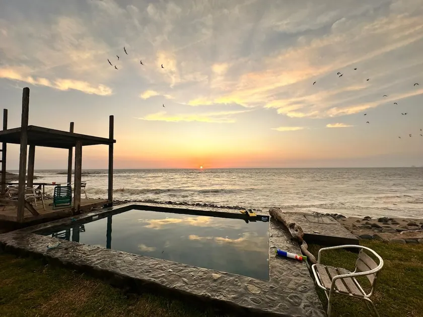Beachfront house with a pool - Image 1