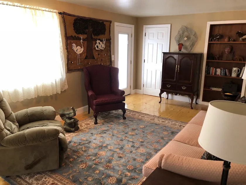 Shelly's Place - Image 1