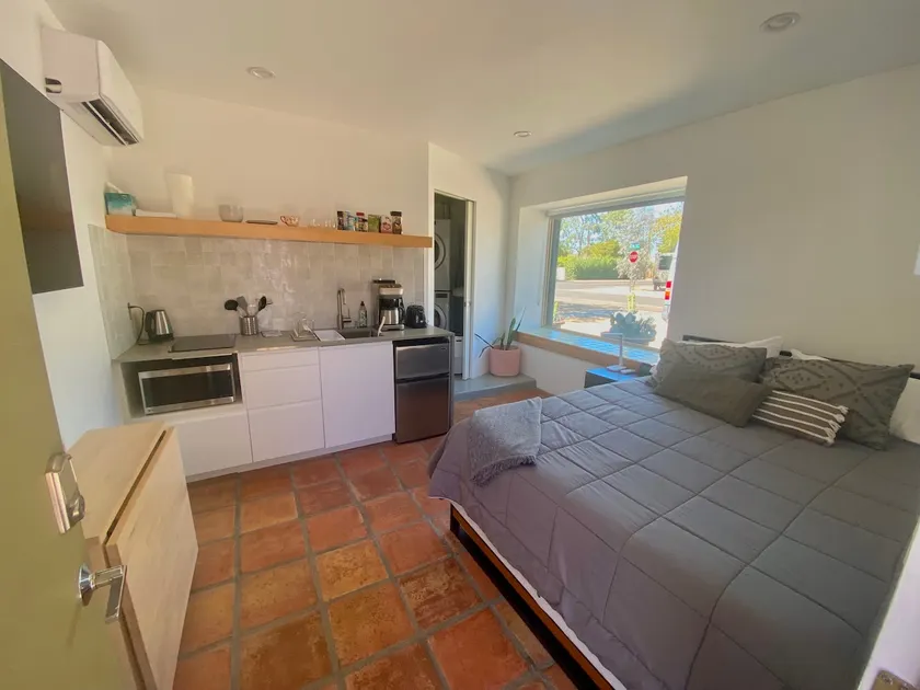 +NEW+ Southwest Spaceship Dwntwn Tempe Guest Suite - Image 1