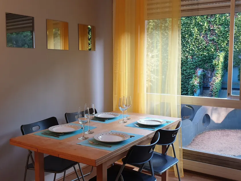 Roomy ,calm and comfy :) in my parisian Paris ! - Image 1