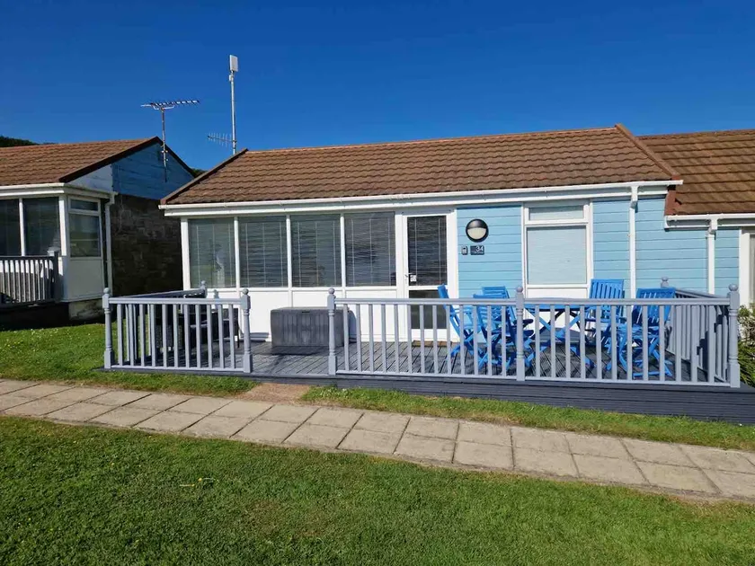 Surfs Up Lodge - Westward Ho! - Image 1
