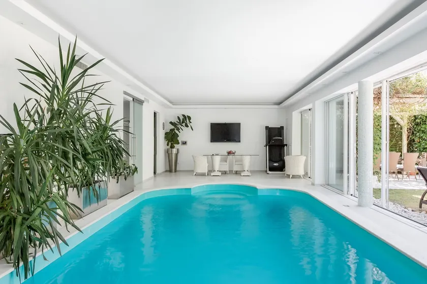 Regal Inspired Residence with Indoor Pool - Image 1