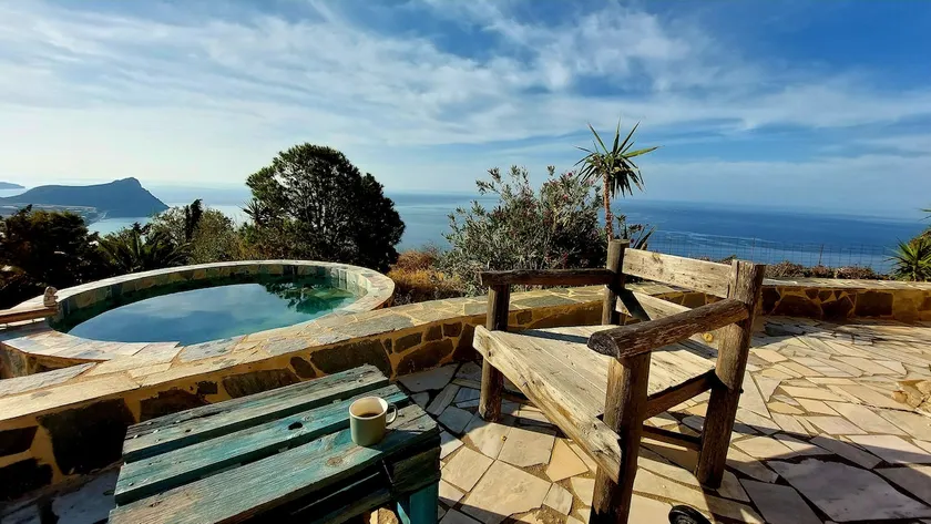 Private house with pool & panoramic sea view - Image 1