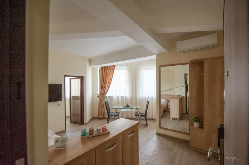 Luxury studio - Image 1